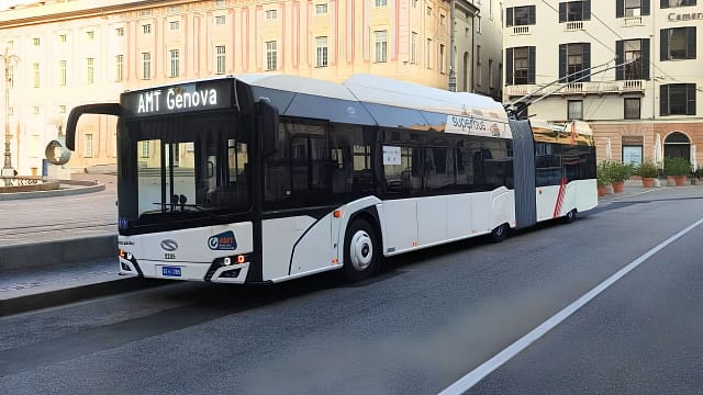 Первый из 112 троллейбусов Solaris Trollino IMC поступил в эксплуатацию AMT Genoa
